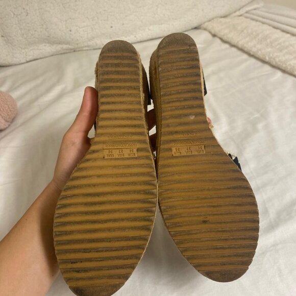 Black Heeled Espadrilles Size 7.5 - Picture 4 of 4